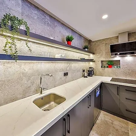 Hotel Sole Vista Homes