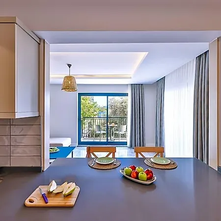 Sole Vista Homes מלון דירות 4*
